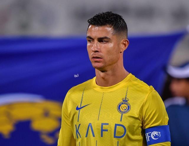 C罗连续二十场比赛得分超过战术调整,巴塞罗那挑战极限!的简单介绍 C罗连续二十场比赛得分超过战术调整,巴塞罗那挑战极限!的简单介绍