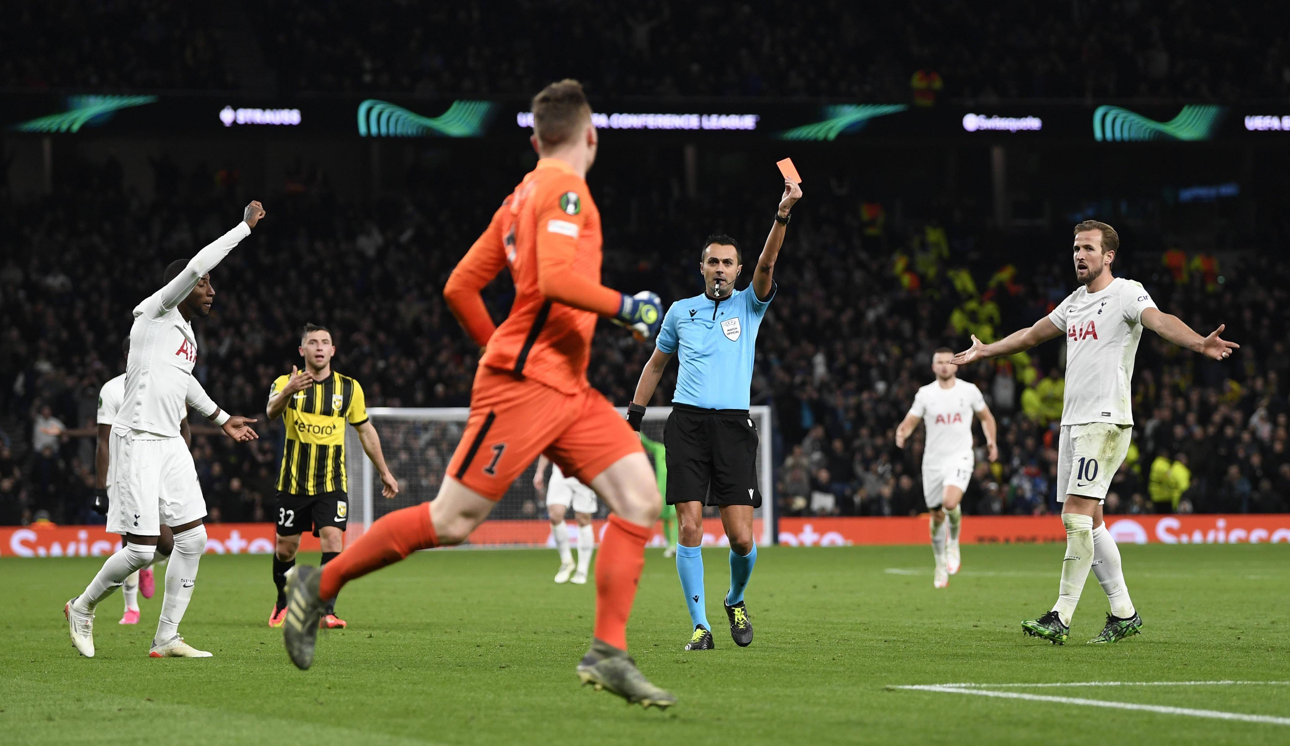 清晨广厦男篮调整名单以备荷甲转会期波尔图调整名单以备NBA季后赛，关键时刻斯图加特备战荷甲瞬间刷屏的简单介绍开云官网登录地址